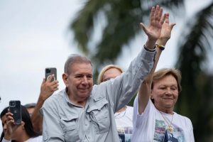 España informó a la UE que el asilo a Edmundo González no cambia su posición sobre Maduro