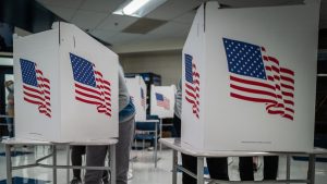 Elecciones en Estados Unidos: Harris y Trump empatan en las encuestas