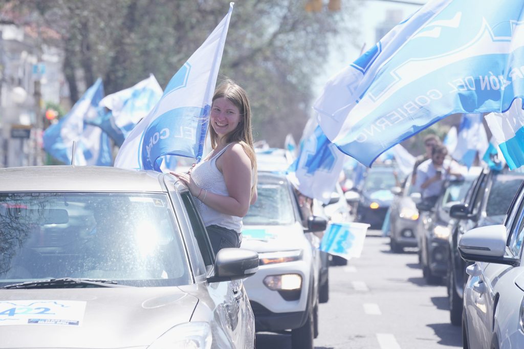 Partidos políticos hicieron los cierres de campaña y esta semana se presentan las últimas encuestas