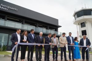 “Esta nueva obra nos posiciona en el mapa de otra manera como departamento”, dijo el intendente Yurramendi tras la inauguración del aeropuerto internacional de Melo