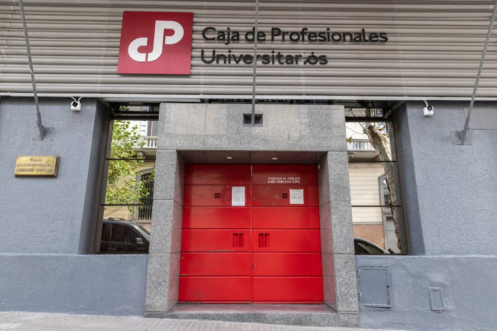 Argentina y Caja Profesional, los temas de la semana