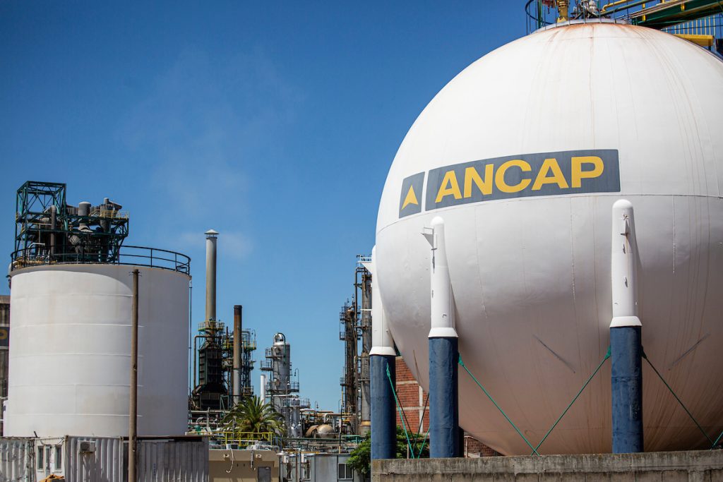 La ARU reclama por el precio de los combustibles