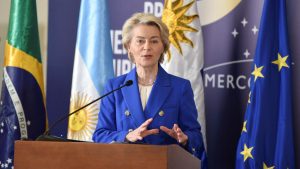 Mientras Israel ofrece alto el fuego, Von der Leyen busca acelerar acuerdo con el Mercosur