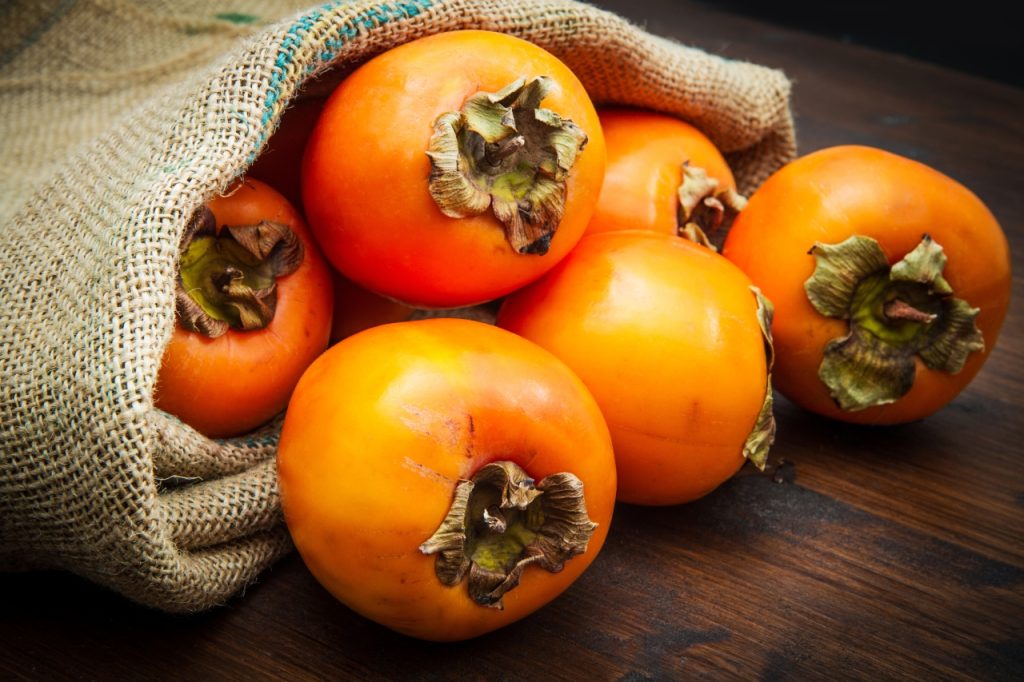 ¿Qué comemos hoy?: La UAM recomienda el consumo de membrillo, caqui, pepino, mandarina, espinaca y guayabo