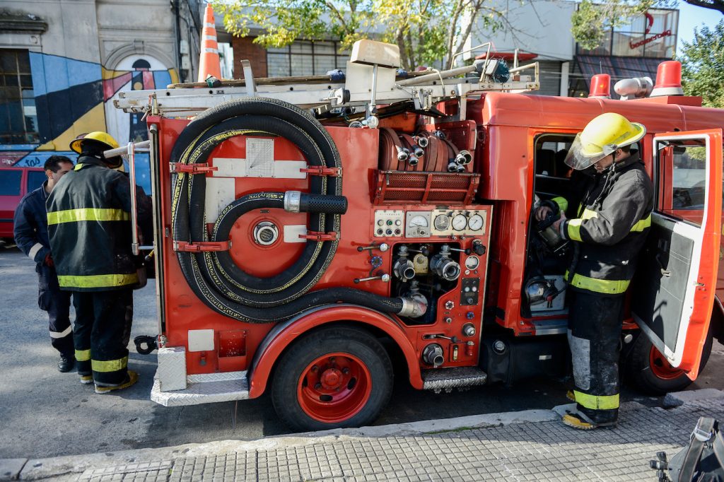 Llegan las bajas temperaturas: ¿Cómo calefaccionar el hogar y prevenir posibles incendios?
