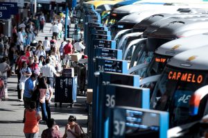 Se espera que pasen más de 4 mil ómnibus por la Terminal de Tres Cruces durante el fin de semana por las elecciones departamentales