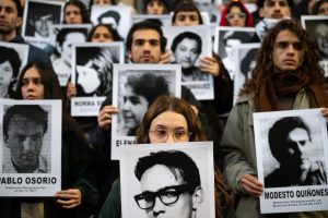 “Sostener la memoria”: una exposición en diálogo con la 30ª Marcha del Silencio