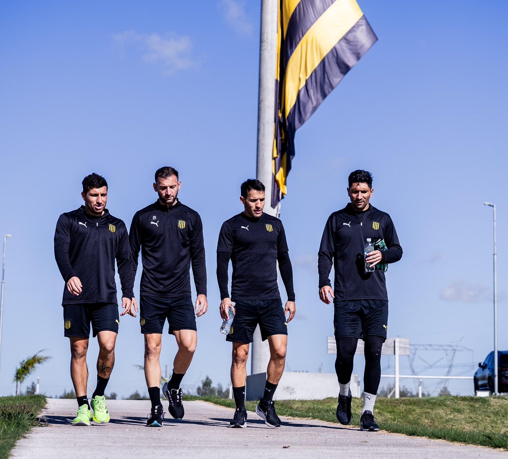 Peñarol enfrenta a Bulo Bulo en Cochabamba por Copa Libertadores