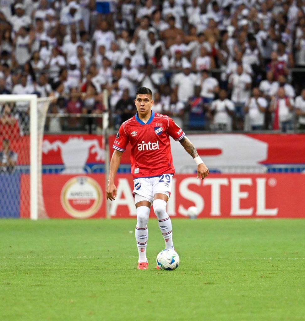 Nacional derrotó 3 a 1 a Bahía por Copa Libertadores