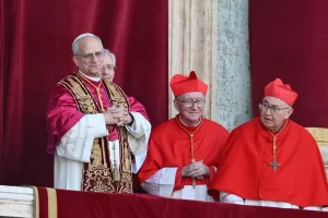 El Papa hizo su primera misa ante los cardenales