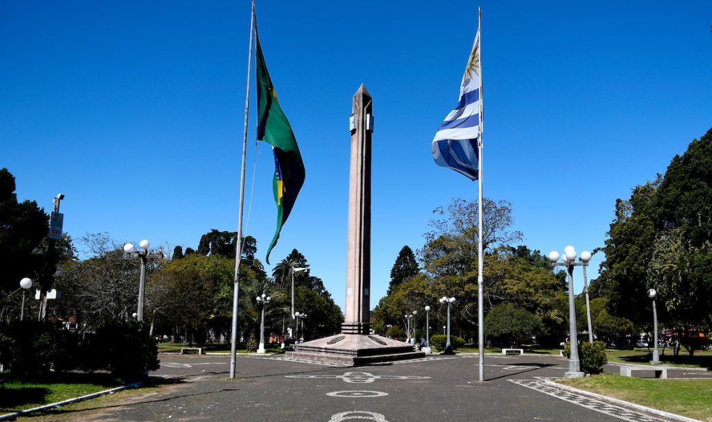 Importantes medidas para formalizar empleo y comercio en la frontera con Brasil