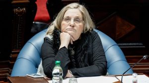 Bianchi sobre Caja de Profesionales: la salida necesariamente deberá ser tripartita