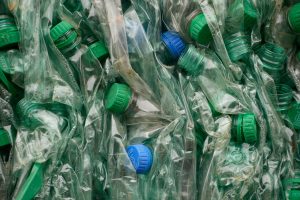 Tus botellas ahora tendrán valor: Plan Vale te devuelve dinero por reciclar