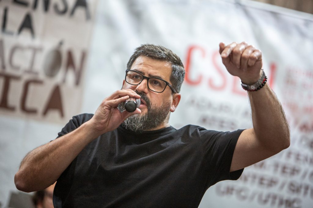 Mandacen: Caggiani tiene un rol de gobierno pero él sabe que la libertad de cátedra estuvo vulnerada en el gobierno anterior