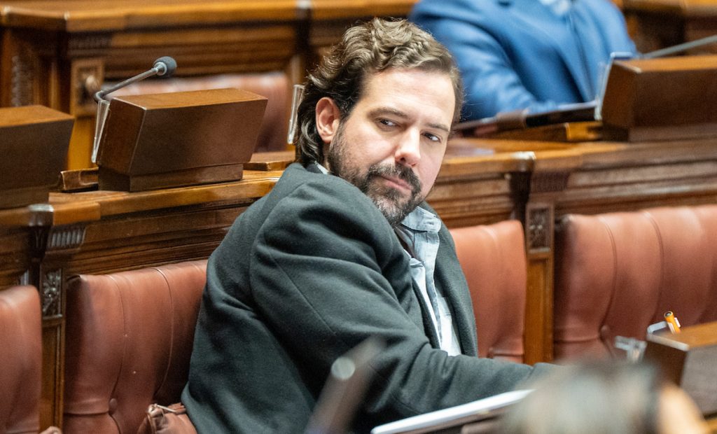 Diputado Preve: Frente Amplio negocia con Cabildo nuevo proyecto para deudores