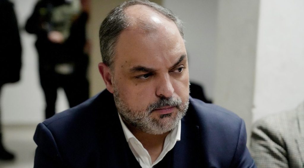 La justicia imputó a Charles Carrera por varios delitos