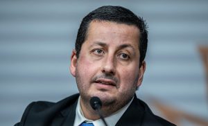 Echeverría: lo que nos dijo Perciballe son insinuaciones de hechos muy graves