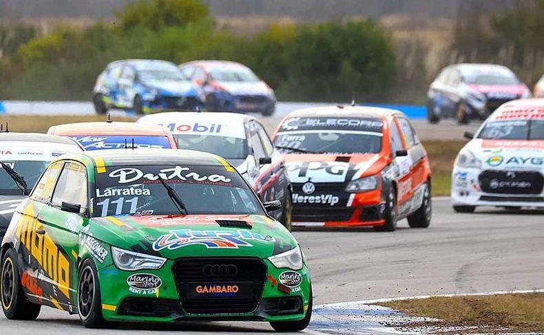 Este fin de semana se correrá el Gran Premio automovilístico “Bicentenario de la Cruzada Libertadora” en el Polideportivo de Mercedes
