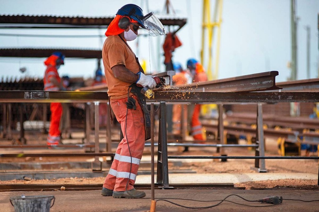 Mercado laboral muestra estabilidad, pero con señales de enfriamiento hacia fin de año