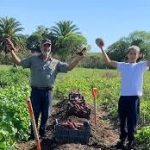 La Escuela Agraria de Gregorio Aznárez logró un récord de producción en su huerta educativa que es manejada por los propios alumnos