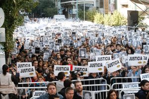 A 31 años del atentado a la AMIA, reclamos por justicia, novedades en la causa Nisman y clima político agitado en Buenos Aires