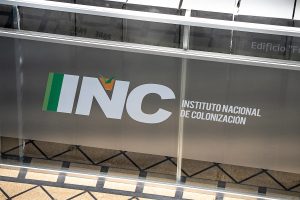 Colonización: en busca de la mayoría legal para una compra directa