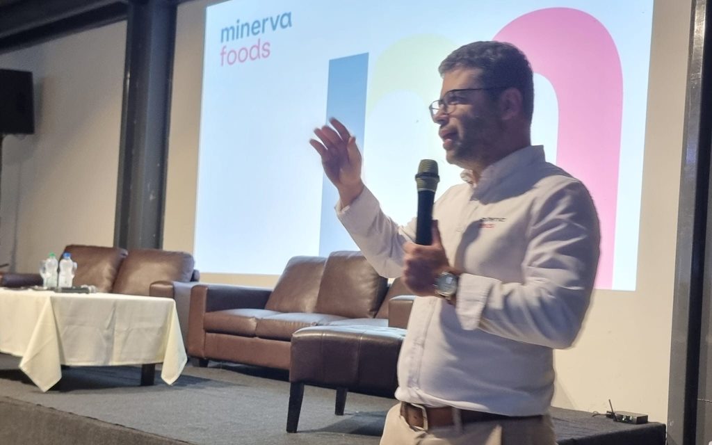 Ejecutivo de Minerva advierte “reordenamiento total” en mercado de carnes; faena sigue “alta” en Brasil