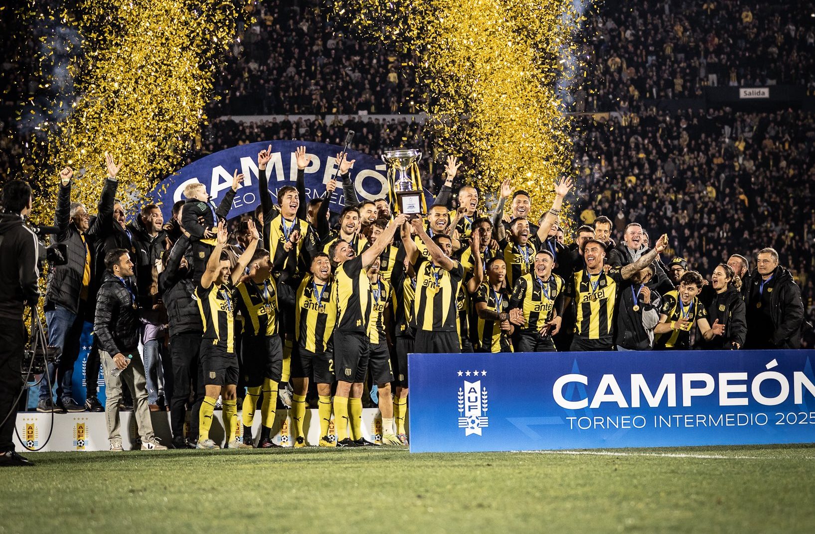 Peñarol se consagró campeón del Torneo Intermedio