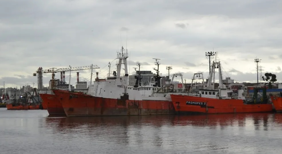 Conflicto en la pesca: El Parlamento busca evitar el colapso de la industria
