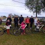 Jefatura de Policía de Rivera donó 20 bicicletas a niños que van a escuelas rurales del interior del departamento