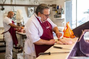 Carniceros critican el comunicado de Cupra y afirman que las avícolas manejan la producción y los precios a su conveniencia