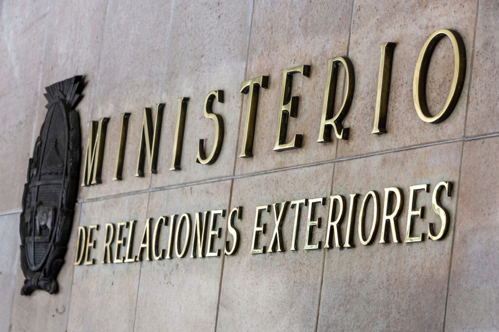 La puerta de entrada a Uruguay: Residencia legal y sus ventajas | Análisis del Estudio Posadas