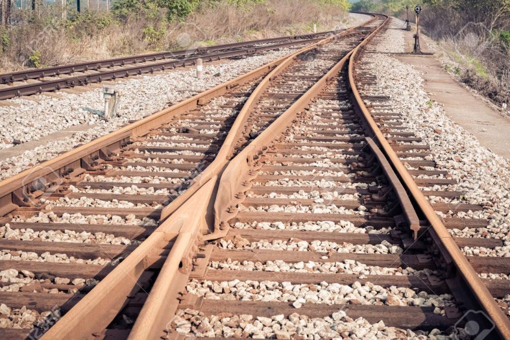 Durazno: Una mujer murió luego de ser atropellada por un tren cuando cruzaba la vía férrea