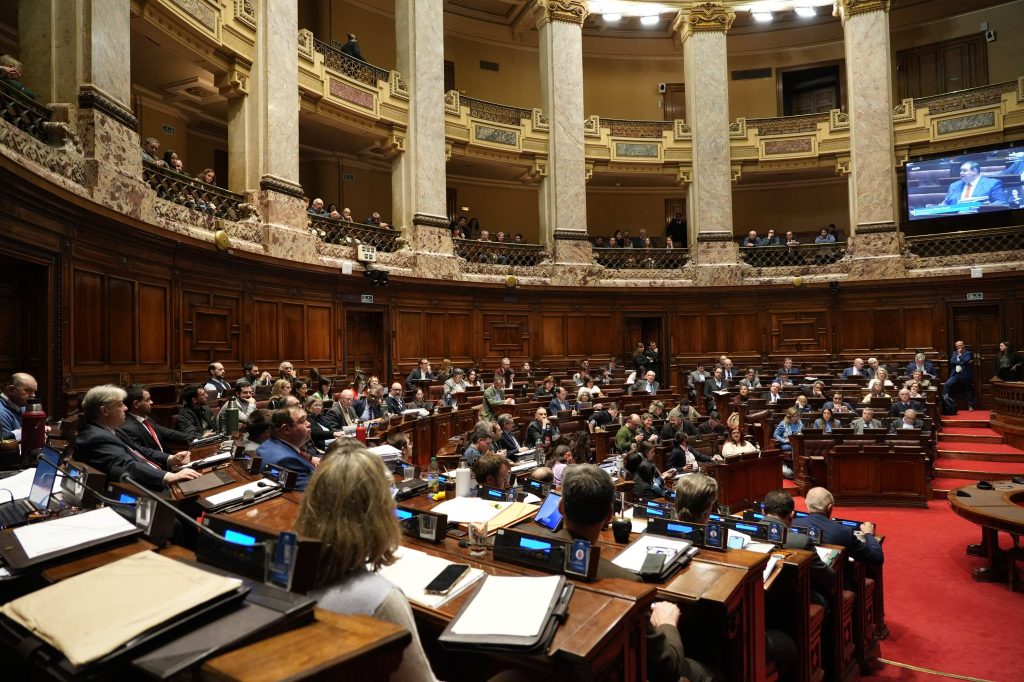 Cabildo Abierto y el Frente Amplio nuevamente juntos en una instancia parlamentaria