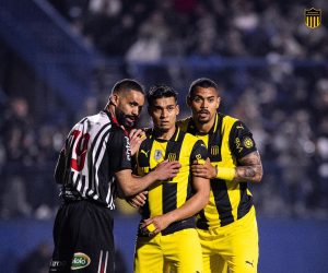 Peñarol derrotó 3 a 0 a Río Negro por la Copa AUF Uruguay