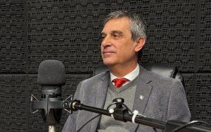 García: no se prevé cerrar ninguna sucursal del BROU en esa gestión