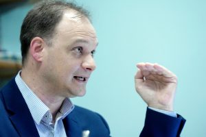 Encuesta Factum: Más de la mitad de la población no ve diferencia entre gobierno y oposición