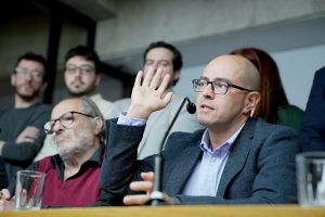 Cuestionamientos a Danza demoraron el comienzo de Comisión en el Parlamento