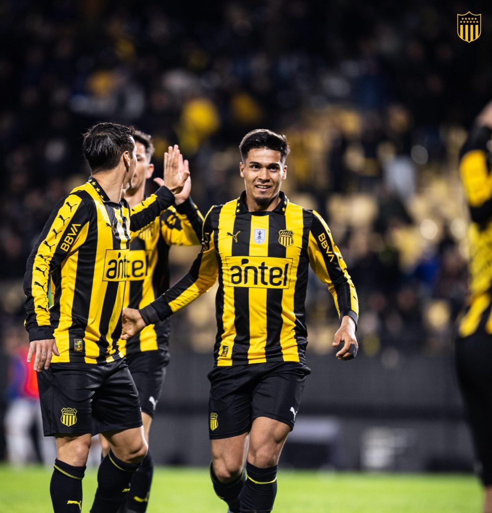 Copa AUF Uruguay: Tacuarembó recibe a Peñarol esta noche