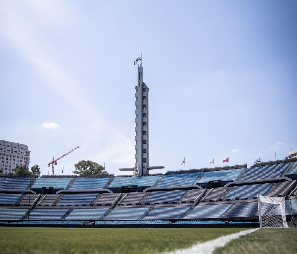 Peñarol y Plaza Colonia se enfrentan hoy en la final de la Copa AUF Uruguay