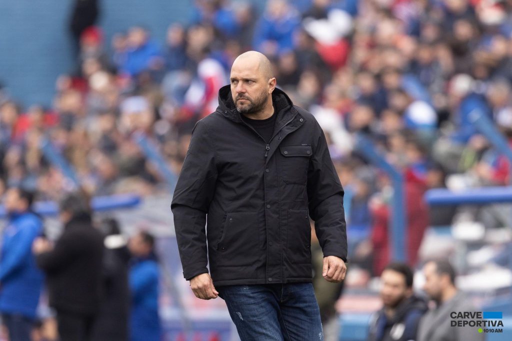 Jadson Viera es el nuevo director técnico de Nacional tras el cese de Pablo Peirano