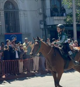 Histórica victoria hípica: Valentina con solo 11 años volvió a ganar un raid de 115 kilómetros en Sarandí Grande 