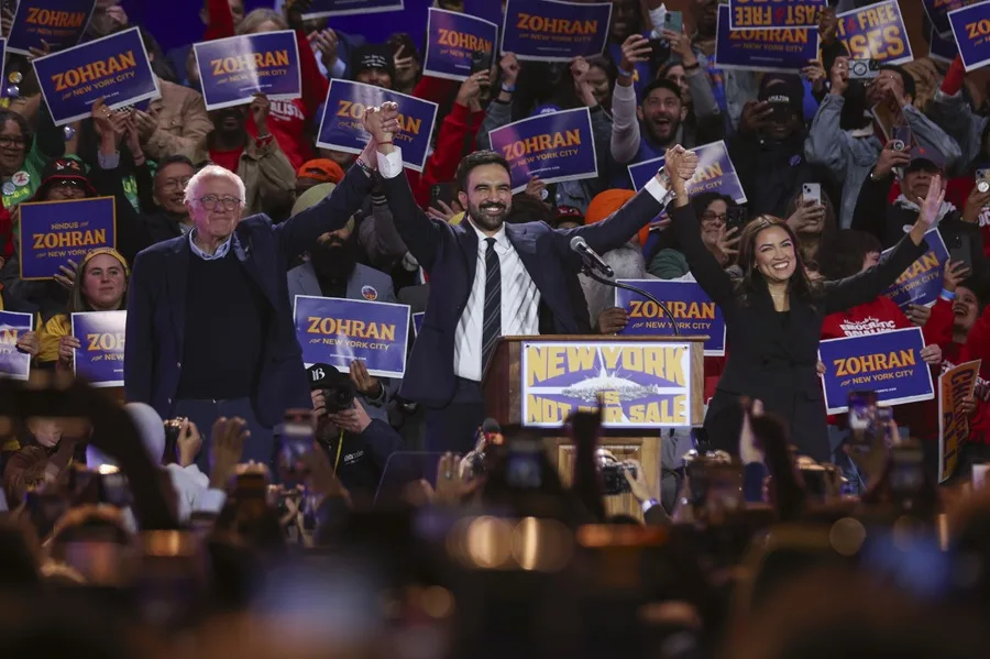 Elecciones en Estados Unidos, Nueva York puede tener un alcalde musulmán. Asume el sábado el nuevo presidente de Bolivia