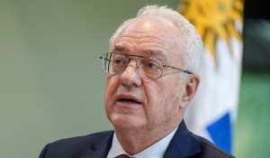 Lubetkin: “Nunca más puentes bloqueados” tras movilización de vecinos en Colón por planta de hidrógeno verde