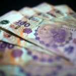 El gobierno argentino afina sus reformas y rechaza un impuesto al uso del efectivo