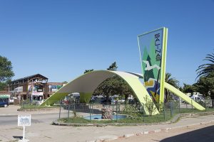 Vecinos de Salinas molestos con el Hospital de la Costa en Atlántida: “la gente está dolorida”