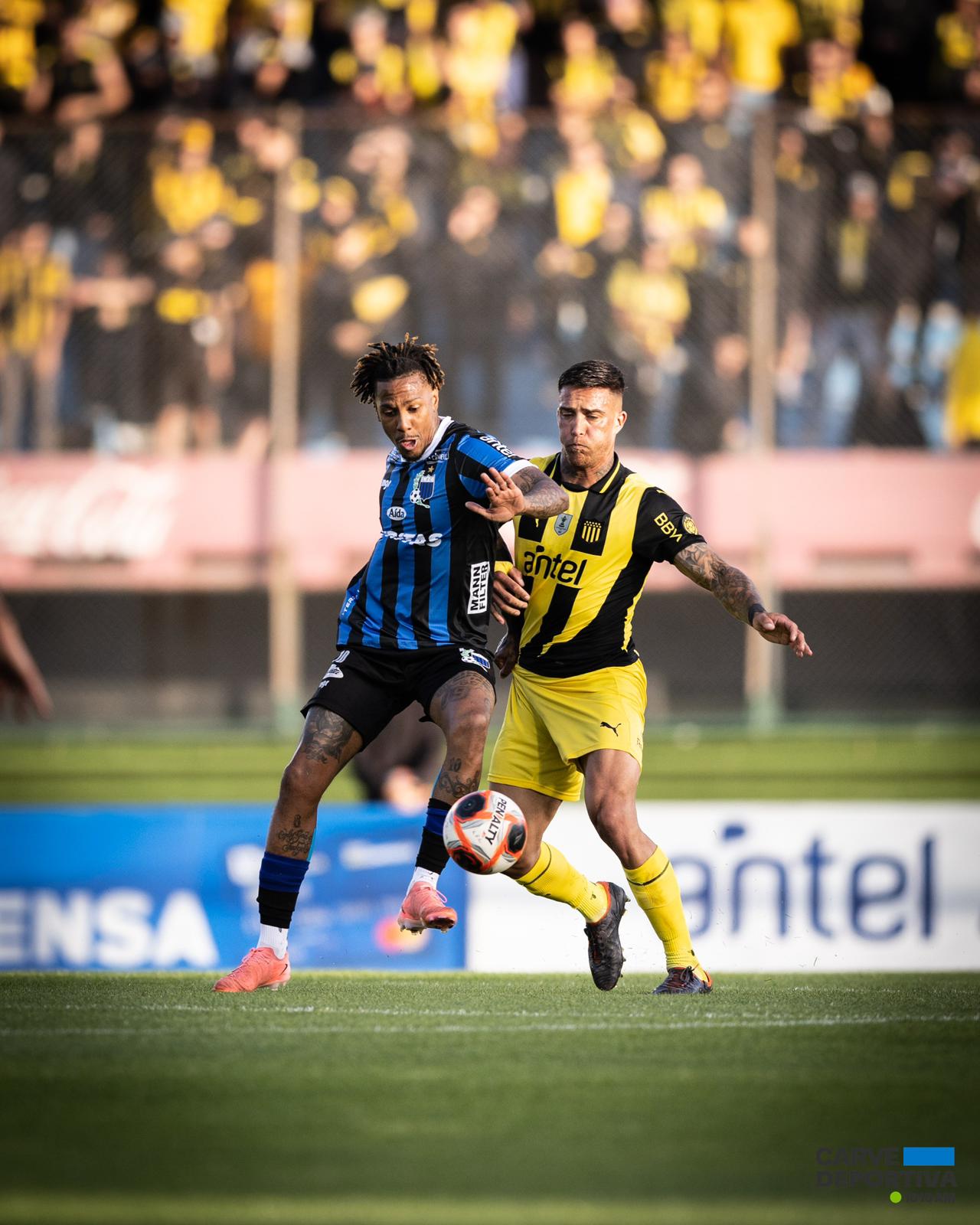 Peñarol le ganó a Liverpool y clasificó a la final de la Liga AUF Uruguaya