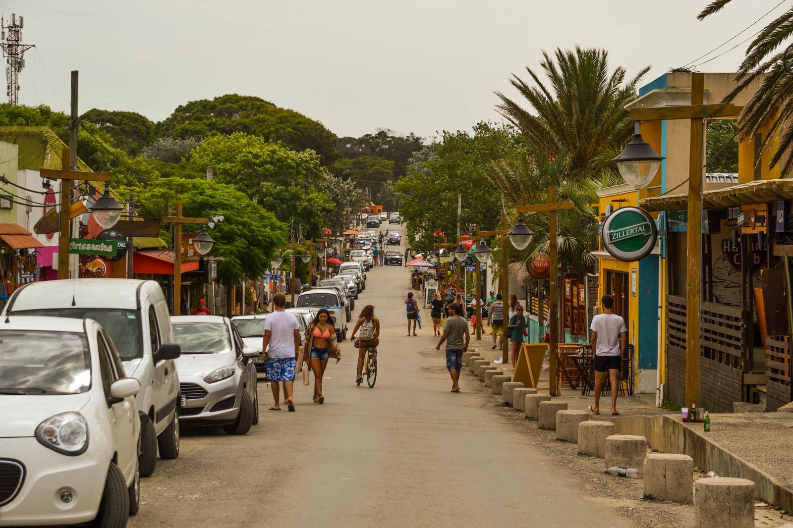 Comerciantes de La Pedrera recaudan fondos para instalar 10 puntos de videovigilancia