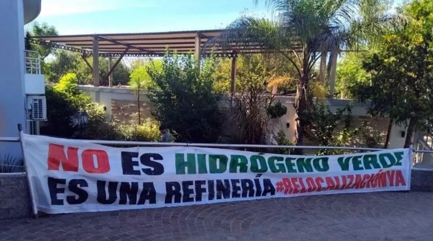 Intendente de Colón advierte que planta de HIF Global pondrá en riesgo el desarrollo turístico de su ciudad: “Estamos a tiempo de evitar otro conflicto como Botnia”