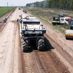 Paysandú lanza un plan para recuperar 1.000 km de caminería rural y entrega camiones a municipios